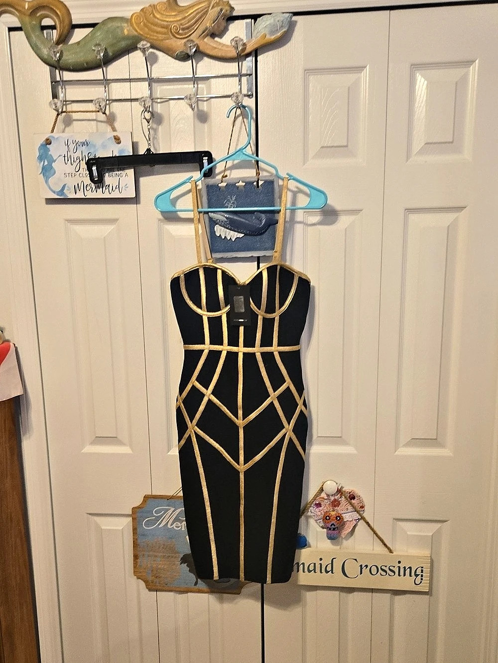 Fashion Nova Black & Gold Bodycon Midi Dress